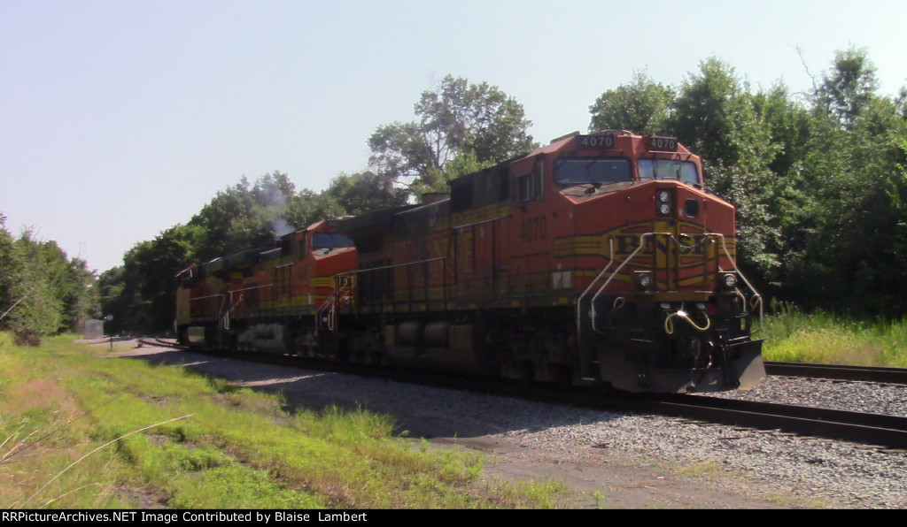 BNSF on the connection track